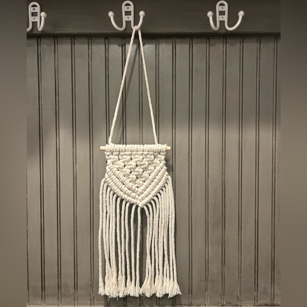 Hand Crafted Cream Macramé Wall Hanging